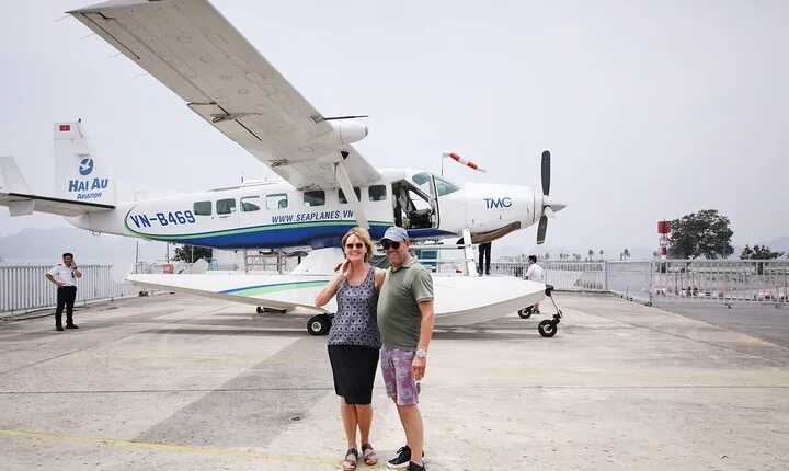 From Hanoi: Halong Bay by Scenic Seaplane and Luxury Day Cruise