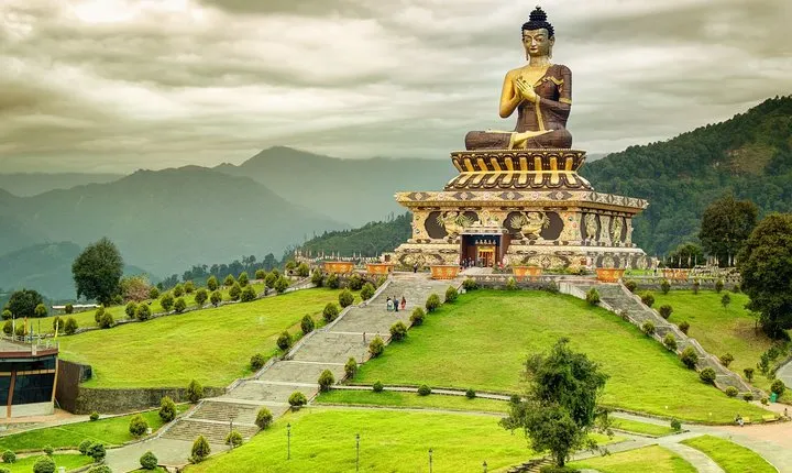 Day Trip to Buddha Park (Guided Private Sightseeing Tour from Gangtok)