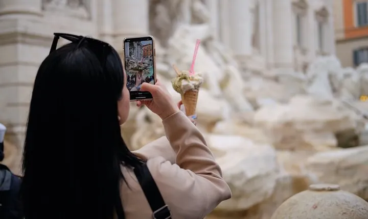 Heart of Rome Walking Tour with Gelato