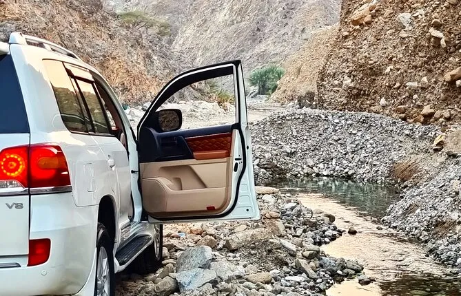 Khor Fakkan Day Tour with Kayak