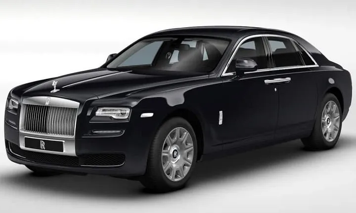 Private Arrival Transfer in a Luxury Rolls Royce from Heathrow Airport to Central London