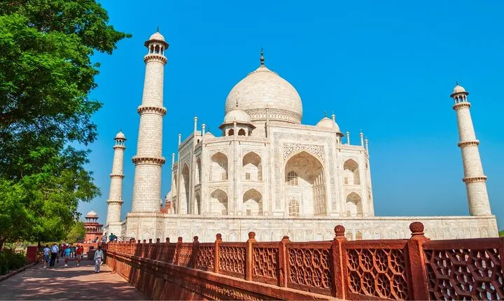 One Day Tour from Delhi Taj Mahal, Agra Fort and Baby Taj by road