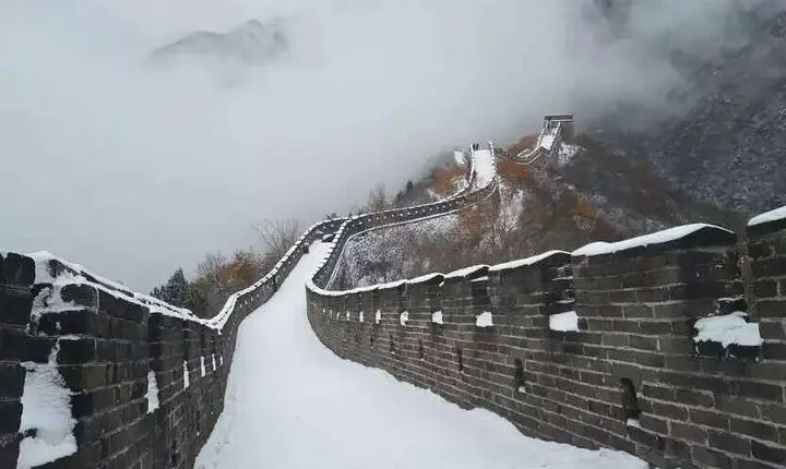 Full Day Great Wall Tour: Juyongguan, Badaling and Mutianyu