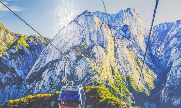 Private Day Tour: Mt. Huashan Adventure from Xi'an