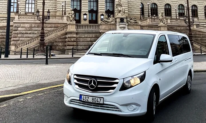 From Prague to Budapest - Private Transfer by MINIVAN Mercedes Vito 8+1pax