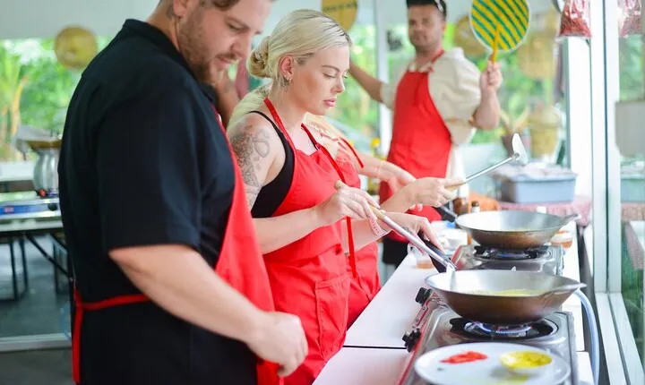 Phuket Easy Thai Cooking Class and Market Tour