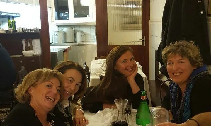 Prepare a dinner with the Florentine Countess in her Villa: cooking class