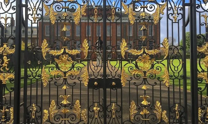 Kensington Private 4h Tour Including The Victoria & Albert Museum