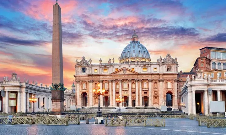 Vatican Museums & St. Peter's Basilica Private Tour