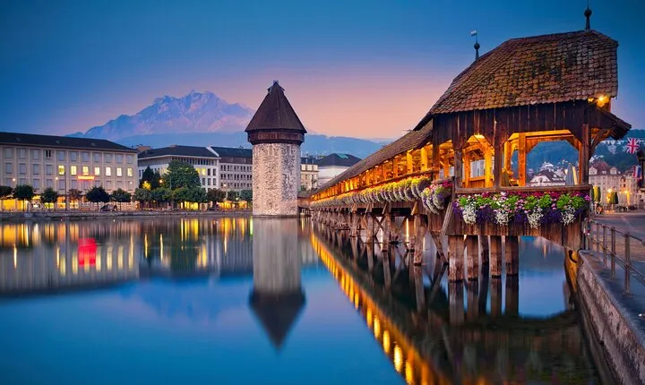 Lucerne Scavenger Hunt and Highlights Self-Guided Tour