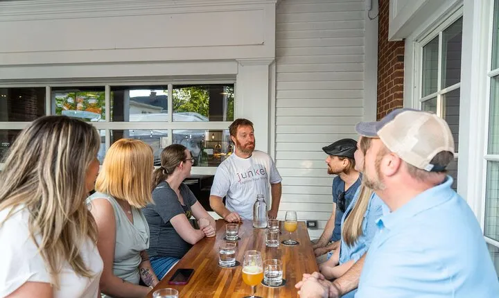 Hoppin' Seattle Brew Tour By Junket