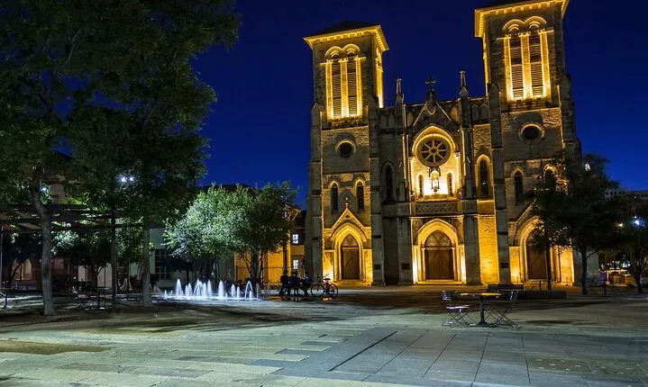 Self-Guided Ghost Audio Tour in San Antonio App with EMF Reader
