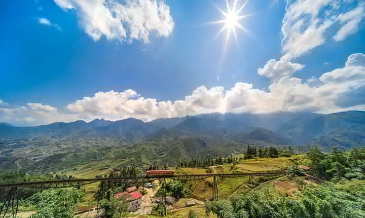 From Hanoi: 3 Days Sapa Trekking & Ethnic Villages by Dcar