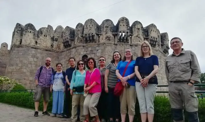 Private tour of Hyderabad in car with guide and lunch