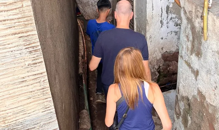 Dharavi Slum Walking Experience Tour in Mumbai