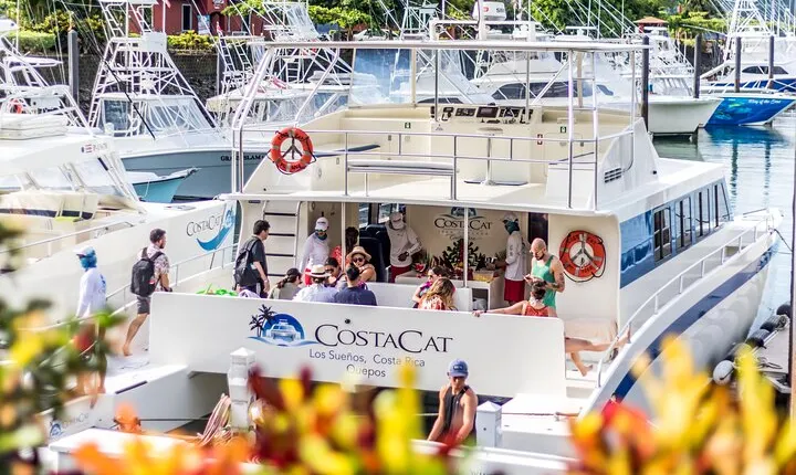  All Inclusive Catamaran Day Tour to Tortuga Island