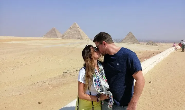 Half day tour to giza pyramids area and Sphinx