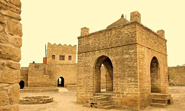 Ateshgah (Fire Temple) Tour