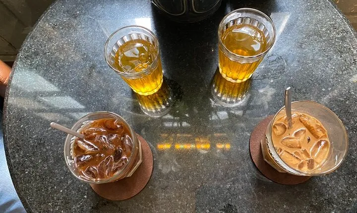 Walking Tour in Hanoi Old Quarter with Street Food & Coffee