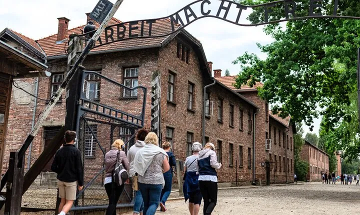 Limited to 15 Visitors: Auschwitz & Birkenau Guided Tour from Krk