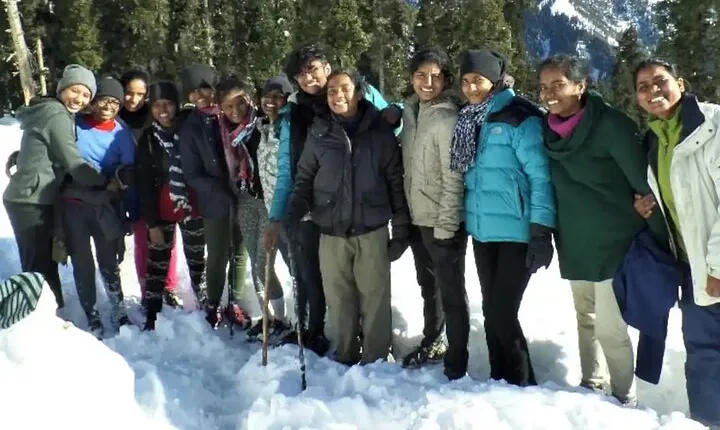 Kashmir Snow Trek