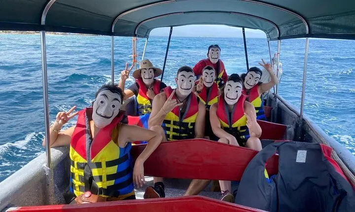 Authentic San Blas Day Trip: Island Hopping & Community Visit