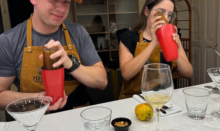Peruvian Cocktails in Cusco and Market Tour