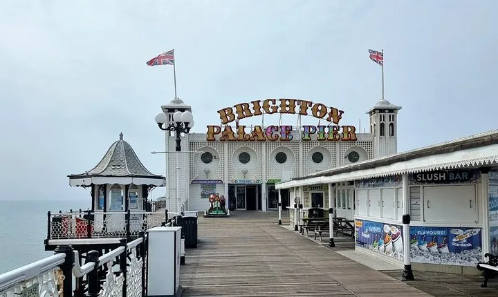 Private Transfer Brighton to & from London Airports Cruise Ports