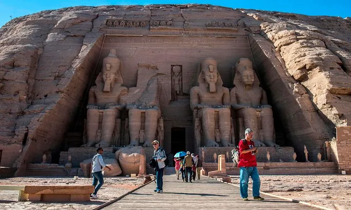Amazing 3-Day Guided tours From Aswan, Abu Simbel and Luxor Highlights & Hotels
