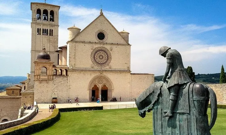 Assisi Private Walking Tour including St. Francis Basilica