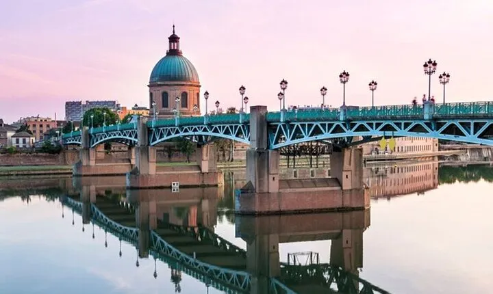 Toulouse Must-see Attractions Walking Tour With A Guide