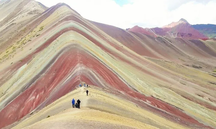 Machupicchu and Mountain of Colors Tour 2 days