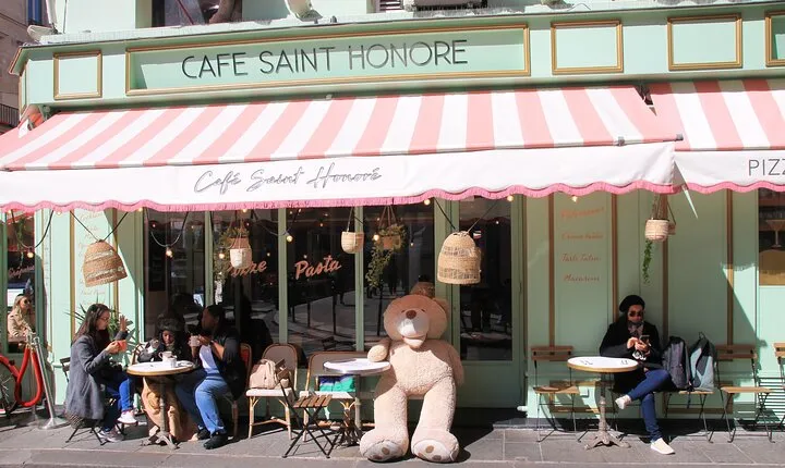 Screen to Streets: A TV Show-inspired Walking Tour of Paris