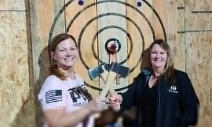 90 Minute Axe Throwing Guided Experience in Clearwater at Hatchet Hangout