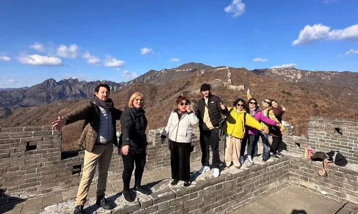 Mutianyu Great Wall Hanfu Photoshoot and Cultural Mini Group Tour