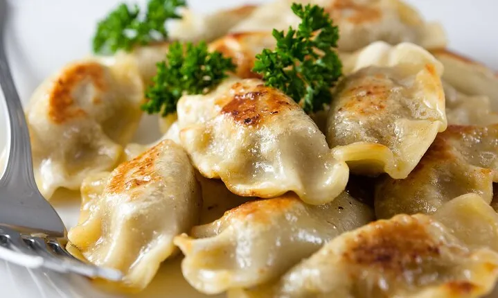 The Original Best of Brooklyn Half-Day Food & Culture Tour by bus