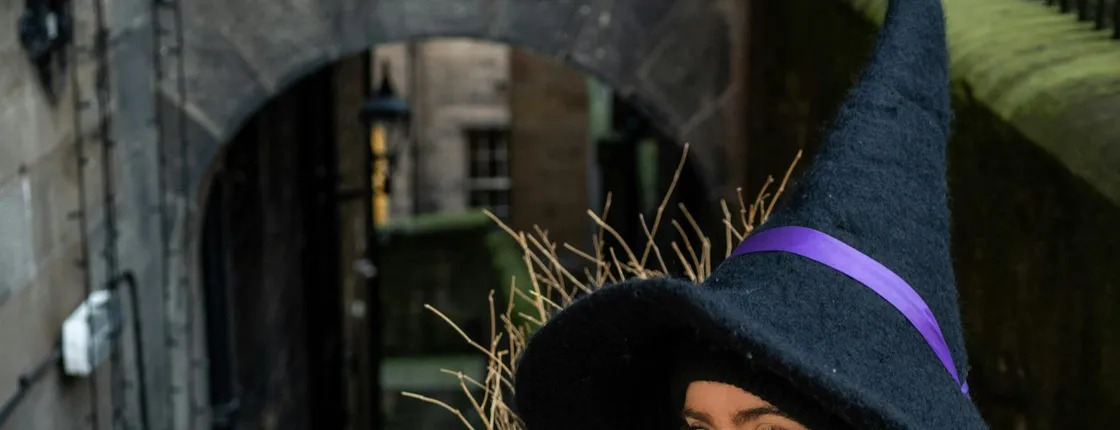 Edinburgh witches old town walking tour and underground vault