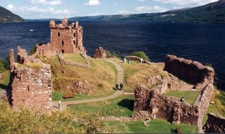 Loch Ness, Cawdor Castle, Outlander Sites & More from Inverness