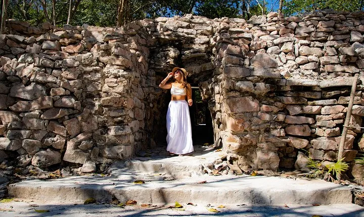 Tulum Guided Tour, Magical Cenote, Lagoon Snorkeling and Beachside Lunch