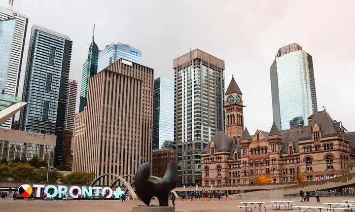 A Full Day In Toronto: Private And Personalized