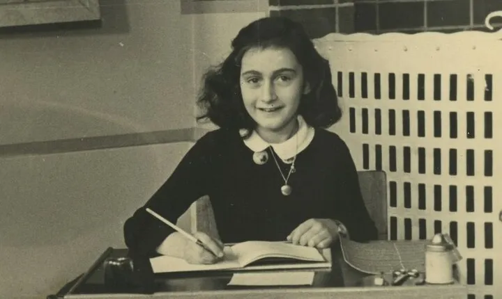 Anne Frank Walking Tour in Amsterdam