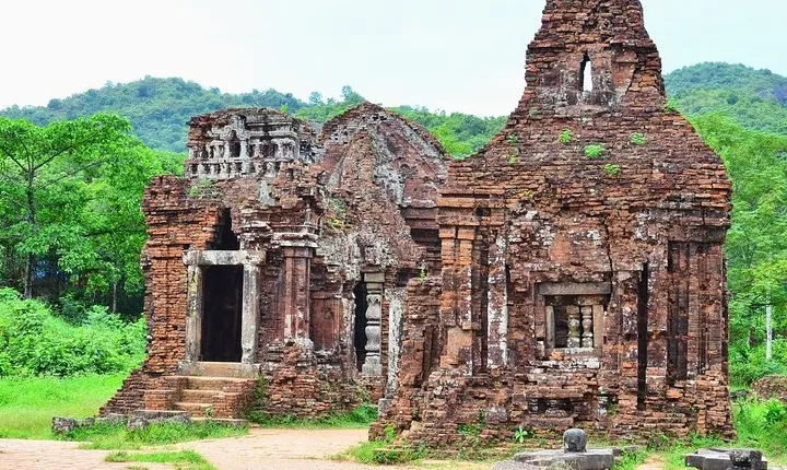 Private My Son Sanctuary and Marble Mountain Day Trip from DA NANG CITY