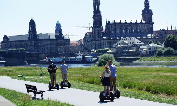 2 hours Segway Elbe Mini Tour