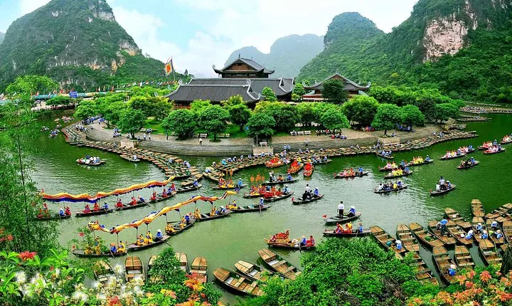 Bai Dinh - Trang An - Hoa Lu - Tam Coc - Mua Cave 2 Days 1 Night