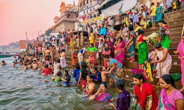 17-Day Delhi, Rajasthan, Agra and Varanasi Private Tour