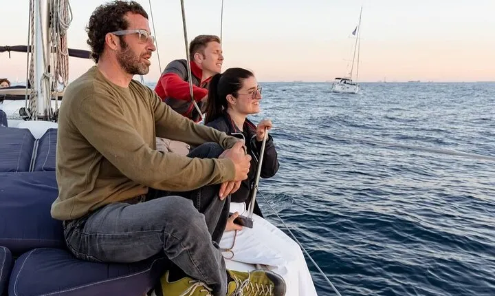 Big sailboat until 12 passengers + crew from Barcelona with Cava