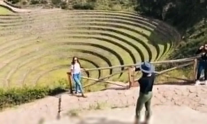 Cusco: Moray, Maras Salt Mines and Chinchero Tour