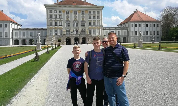 Munich History Tour: Private & Personalized with a Local Guide