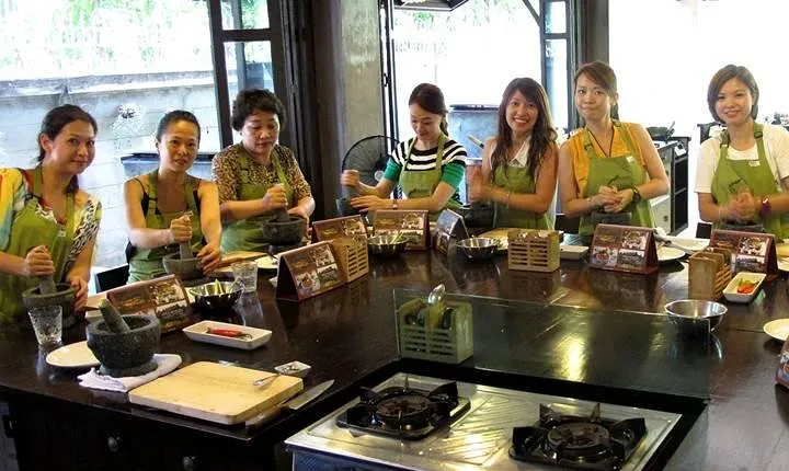 Baipai Thai Cooking School Class in Bangkok