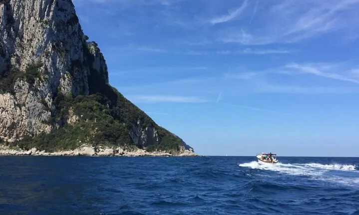 Luxury Private Amalfi Coast Yacht Experience on a Tornado 38